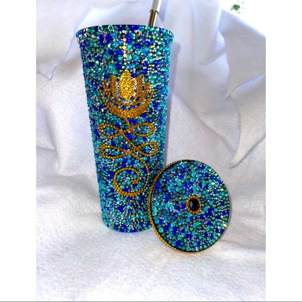 Unalome Lotus 24oz blue/gold rhinestone cup with matching screw top lid w/straw